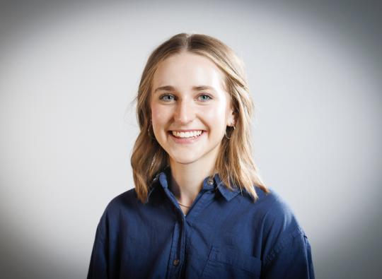 Headshot of Anika Besst