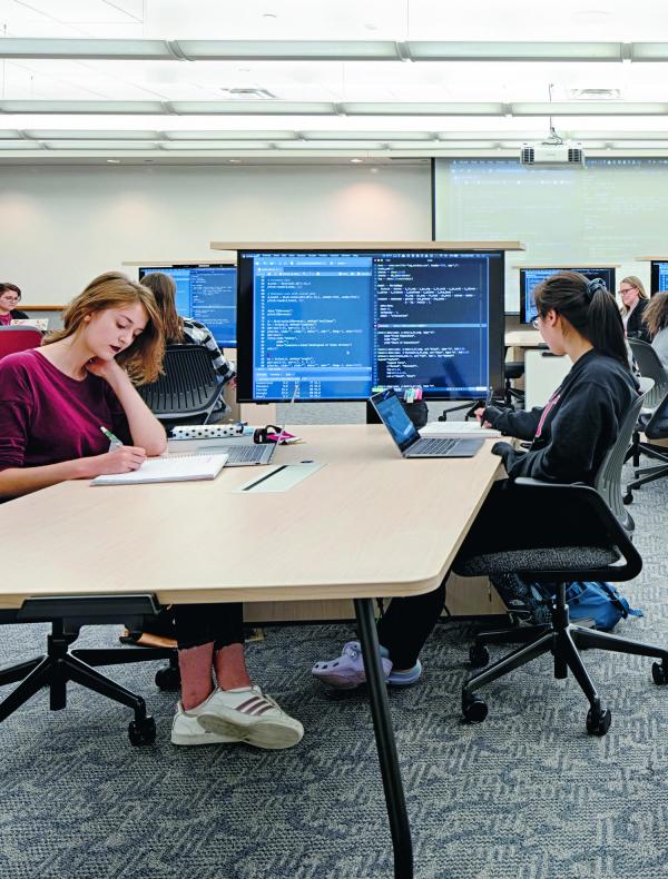 finance lab at Hamline