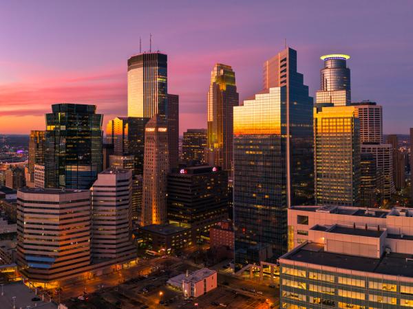 Minneapolis skyline at dusk
