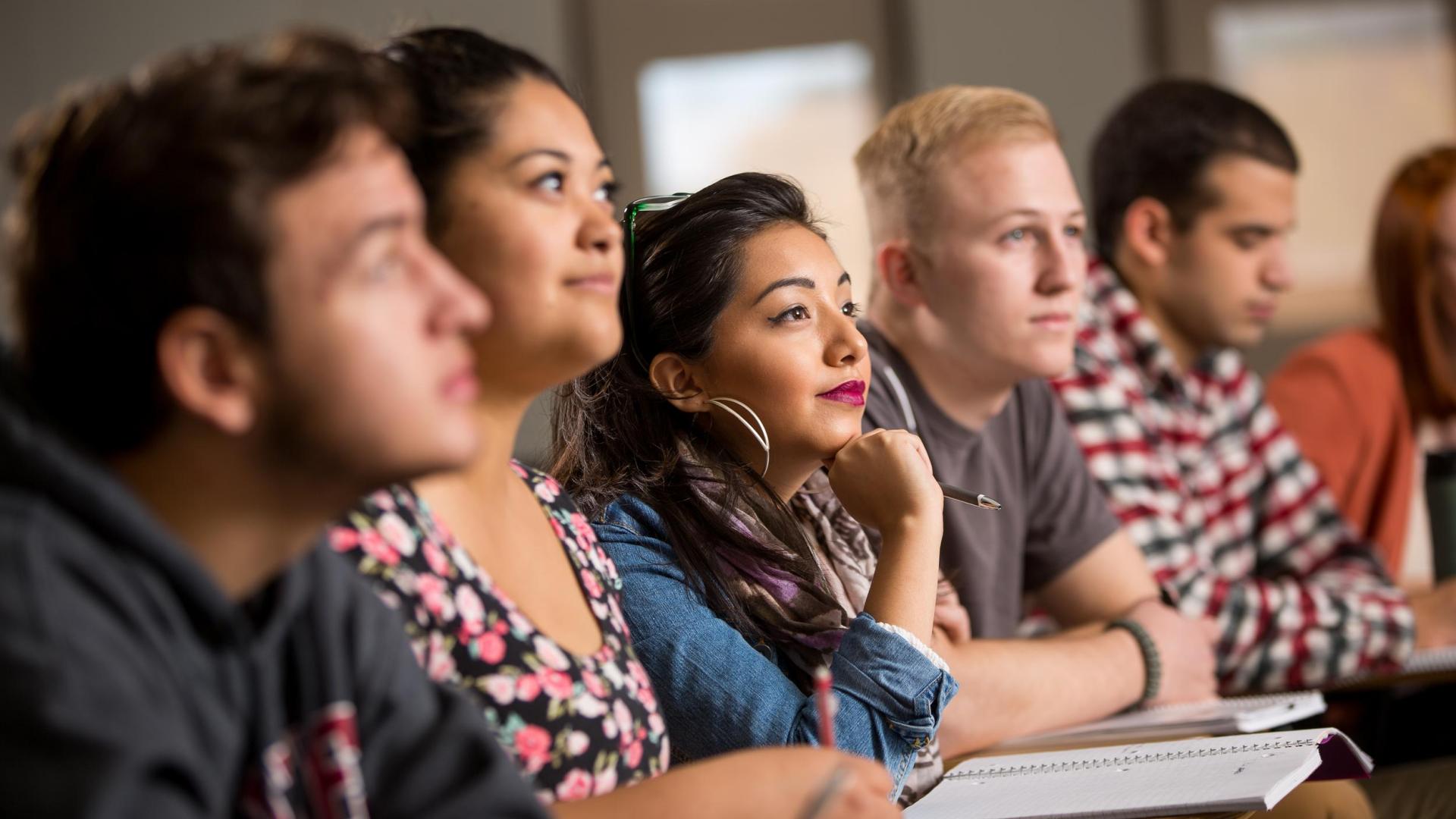 Hamline students in classroom